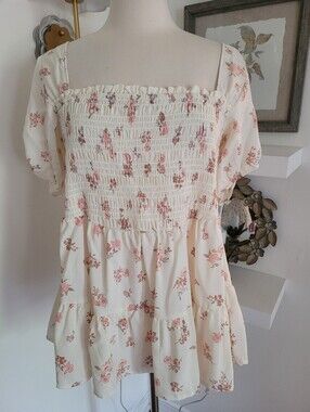Torrid Women’s Cream Floral Smocked Square-Neck Top 12 NWT